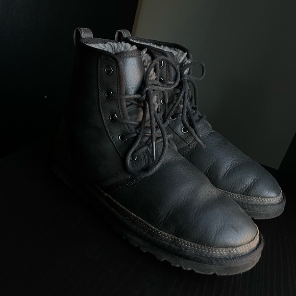 UGG Men's Harkley Lace up Boots - Picture 2 of 11